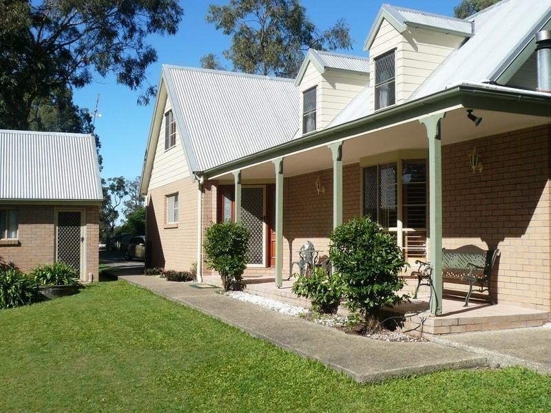 9 Paperbark Court, Parkwood QLD 4214