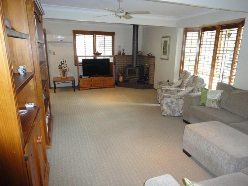 9 Paperbark Court, Parkwood QLD 4214