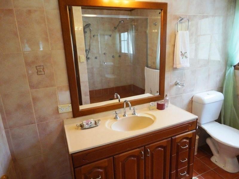 9 Paperbark Court, Parkwood QLD 4214