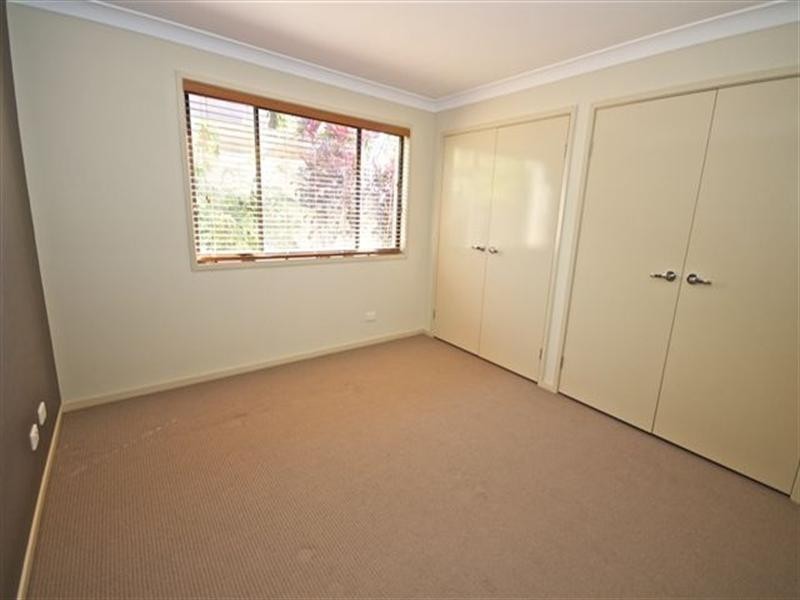 5 Eastbourne Chase, Arundel QLD 4214