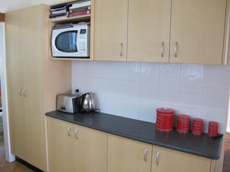 16 Schneider Avenue, Labrador QLD 4215