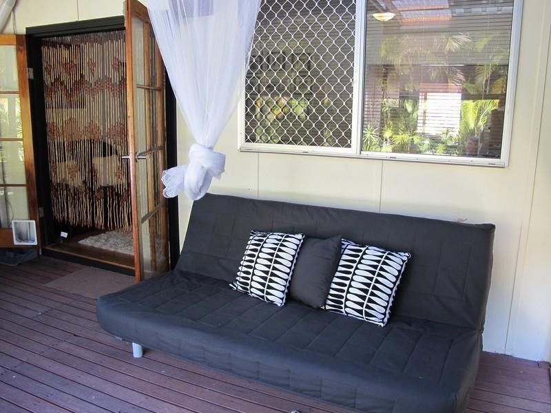 16 Schneider Avenue, Labrador QLD 4215