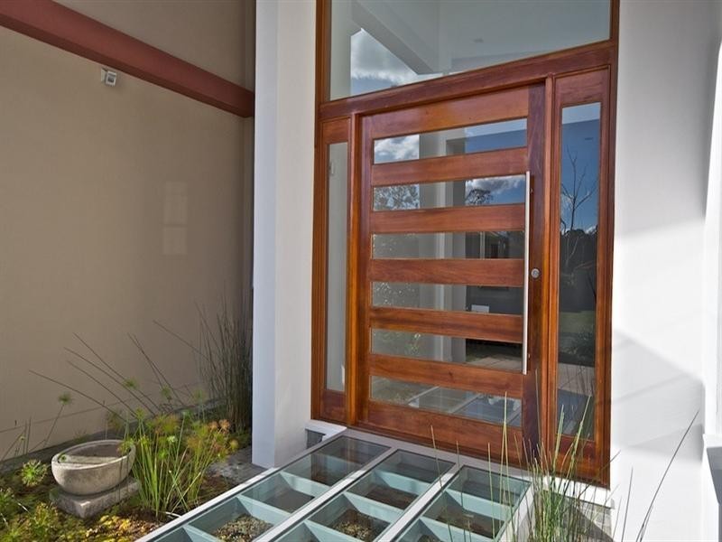 129 Arun Drive, Arundel QLD 4214