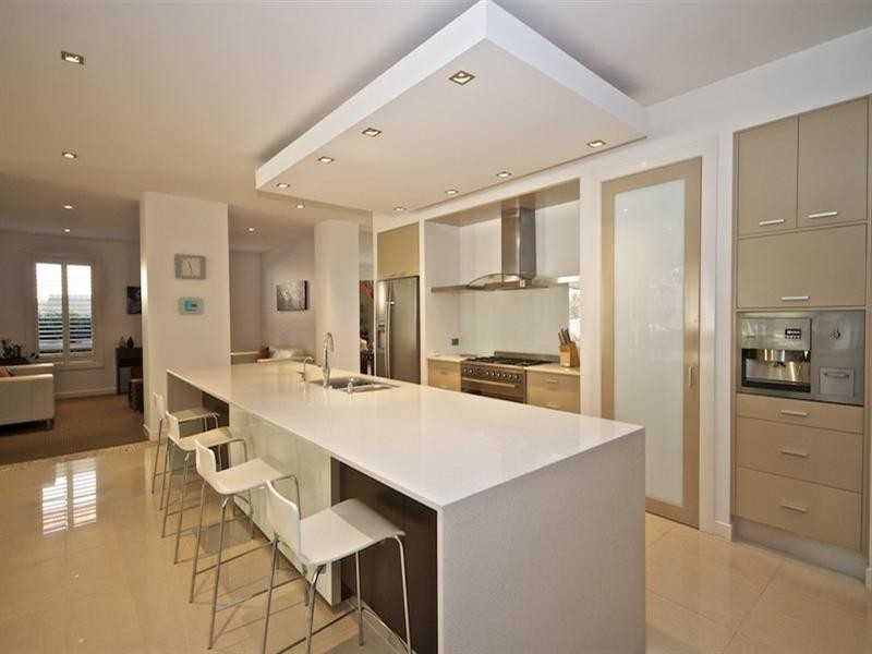 129 Arun Drive, Arundel QLD 4214