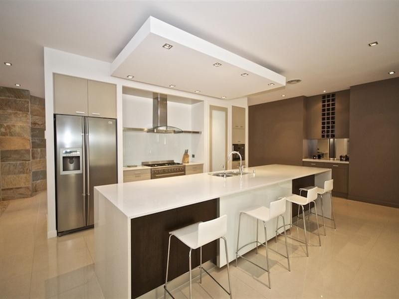 129 Arun Drive, Arundel QLD 4214