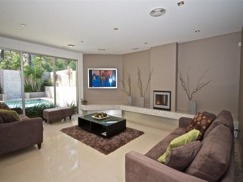 129 Arun Drive, Arundel QLD 4214