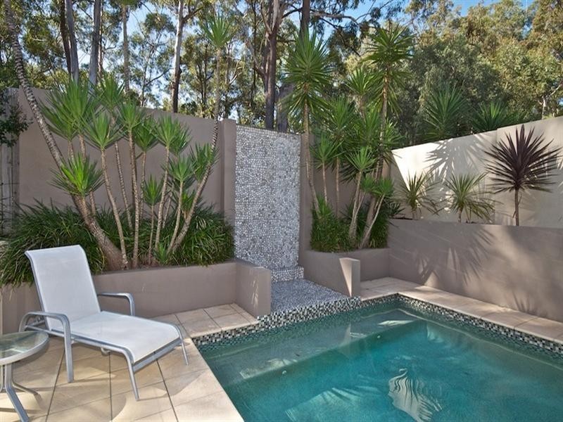 129 Arun Drive, Arundel QLD 4214