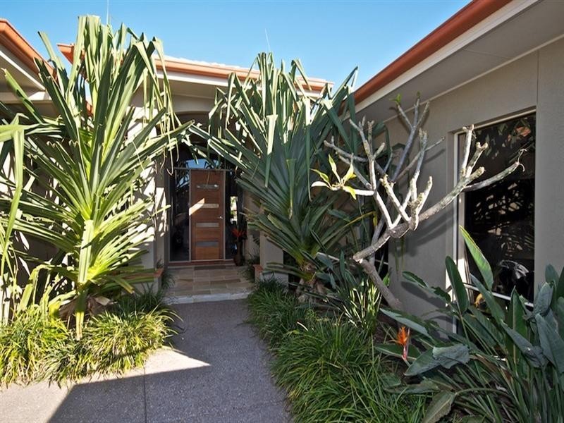 9 Chesterfield Place, Runaway Bay QLD 4216