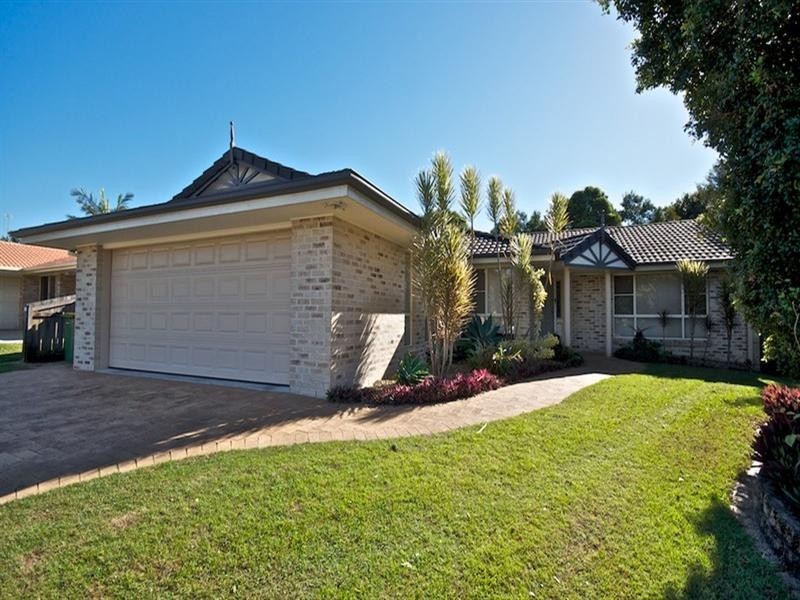 5 Hazeltine Place, Parkwood QLD 4214