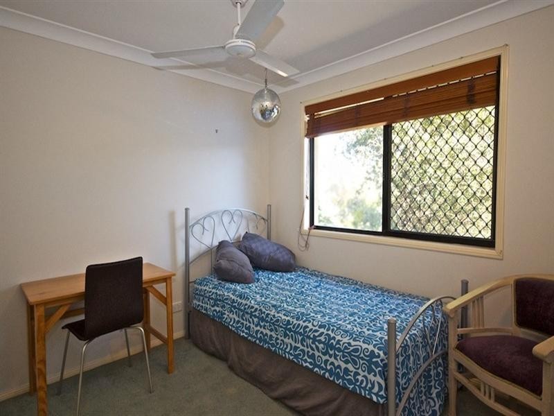 6 Orpington Court, Arundel QLD 4214