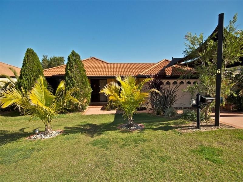 6 Orpington Court, Arundel QLD 4214