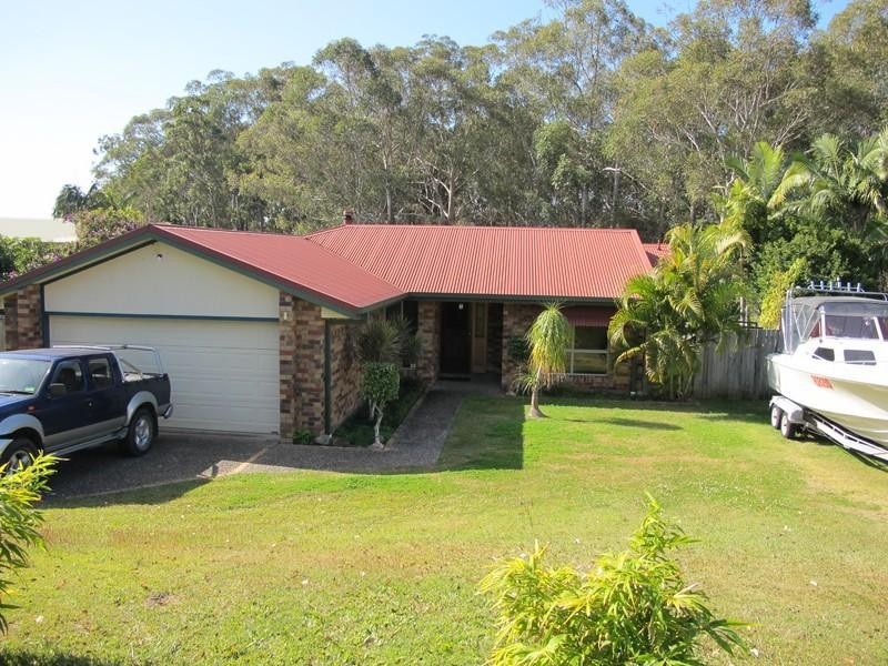 4 Ballybunion Drive, Parkwood QLD 4214