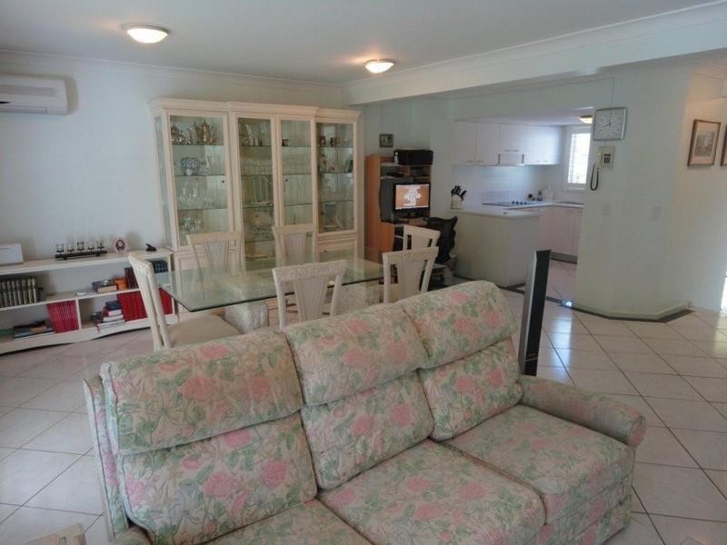 64/3 Arundel Drive, Arundel QLD 4214