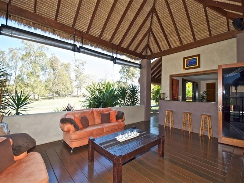 19 Torquay Place, Arundel QLD 4214