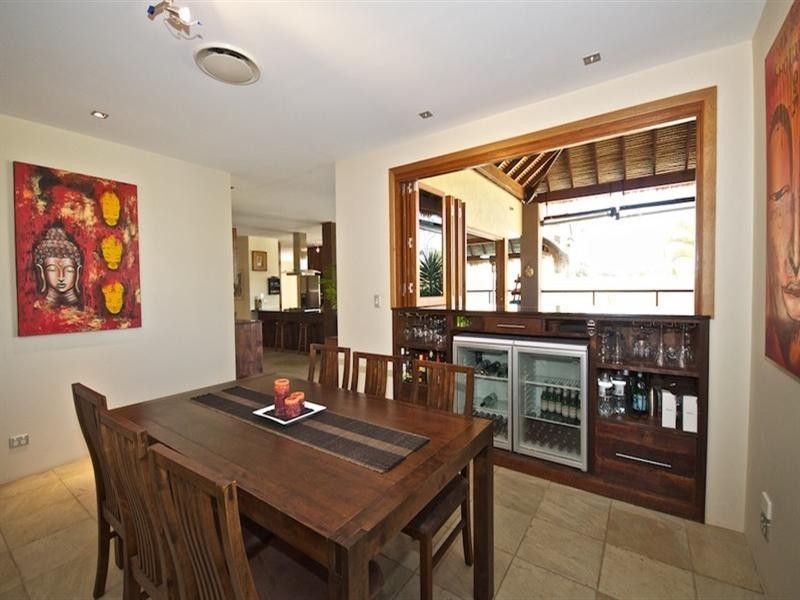 19 Torquay Place, Arundel QLD 4214