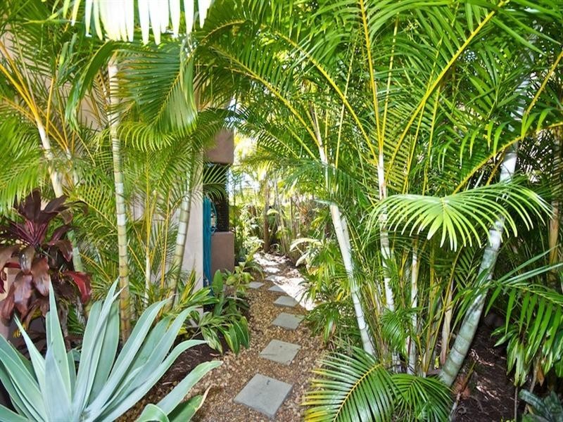 19 Torquay Place, Arundel QLD 4214