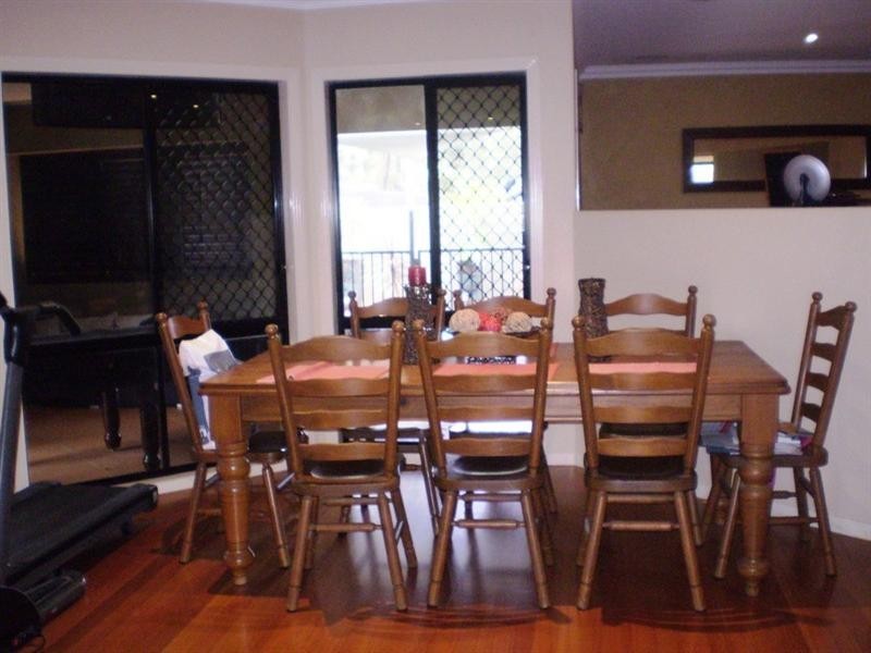 30 Petworth Court, Arundel QLD 4214