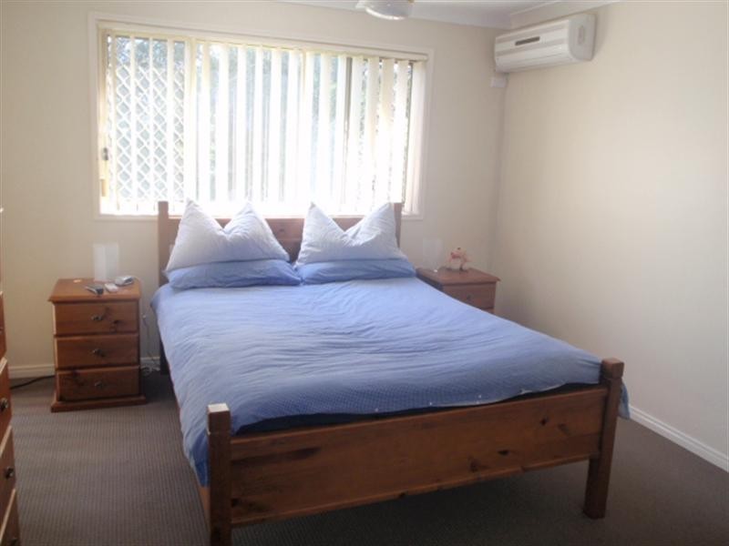 2/113 Arundel Drive, Arundel QLD 4214