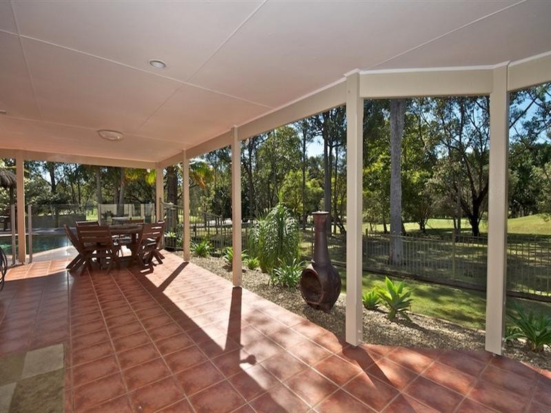 25 Hazel Court, Arundel QLD 4214