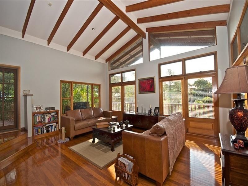 16 Avon Court, Pacific Pines QLD 4211