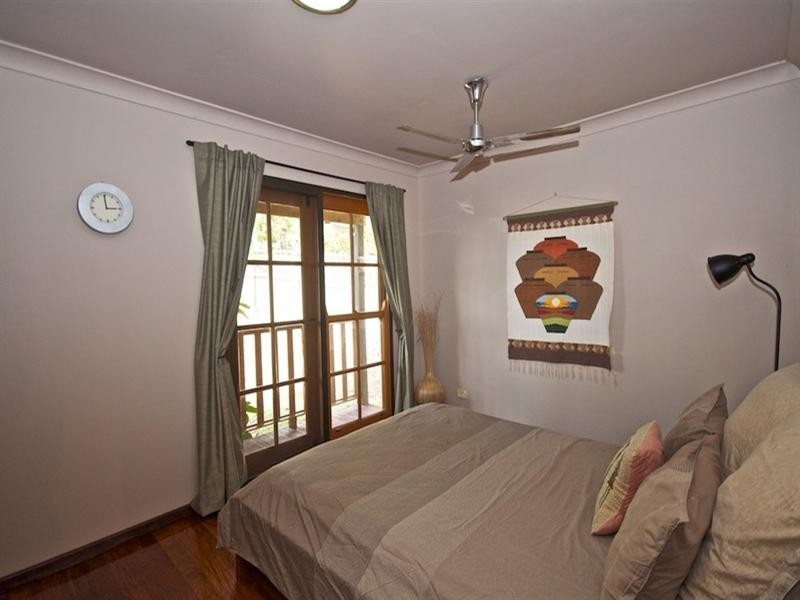 16 Avon Court, Pacific Pines QLD 4211