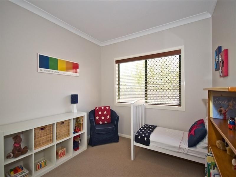 10 Steyning Court, Arundel QLD 4214