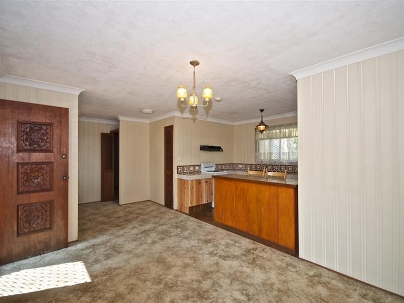 9 Theodore Place, Molendinar QLD 4214