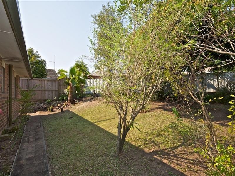9 Theodore Place, Molendinar QLD 4214