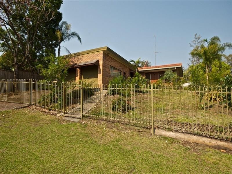 9 Theodore Place, Molendinar QLD 4214