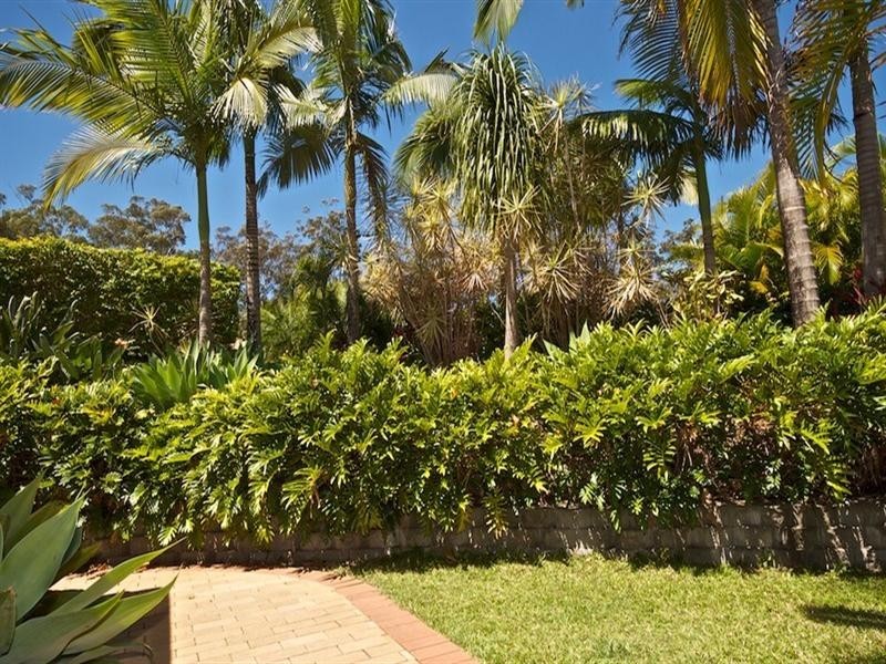 72 Arun Drive, Arundel QLD 4214