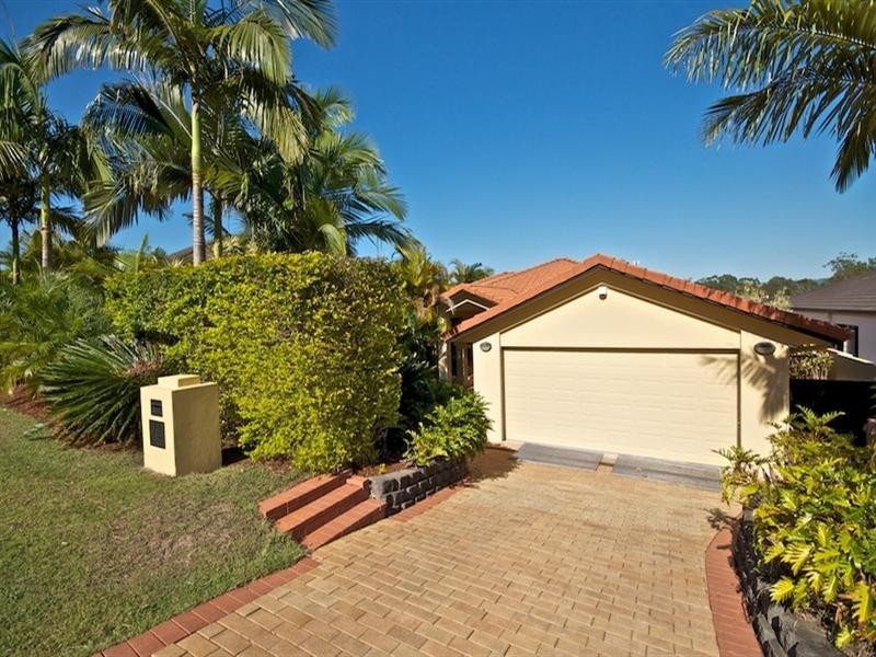 72 Arun Drive, Arundel QLD 4214