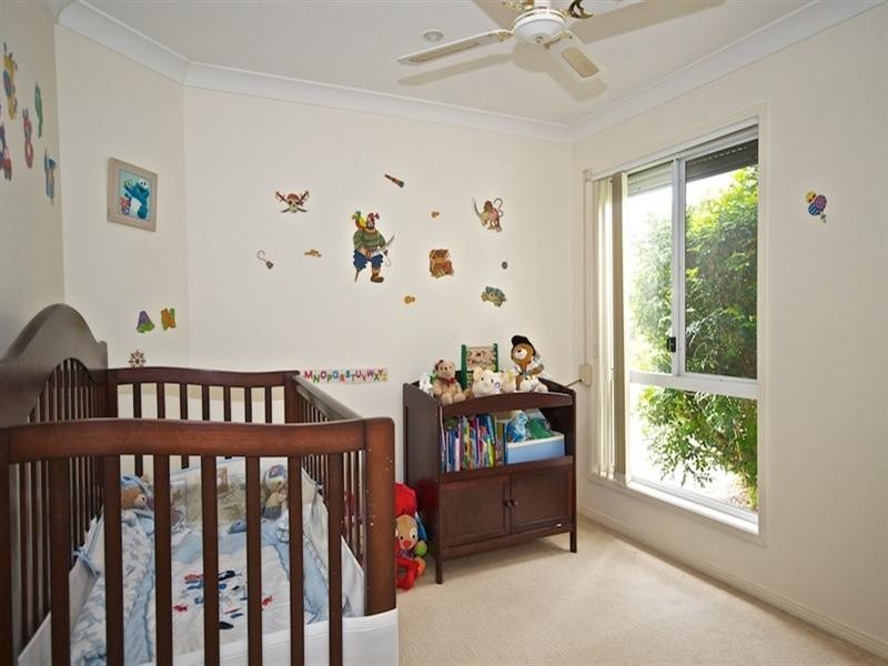 12 Respall Way, Arundel QLD 4214