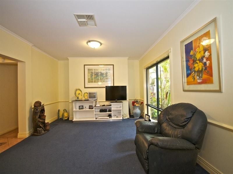 57 Arun Drive, Arundel QLD 4214