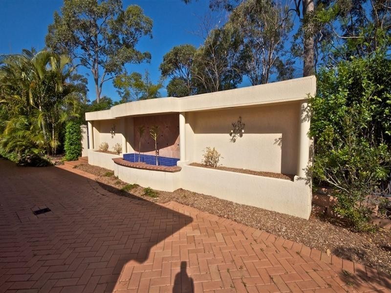 57 Arun Drive, Arundel QLD 4214