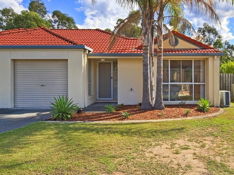 2/90 Greenacre Drive, Parkwood QLD 4214