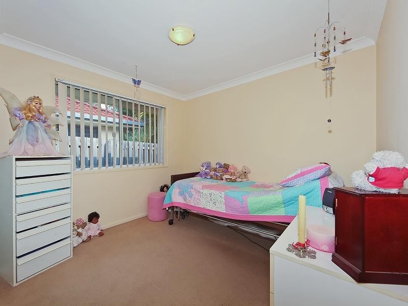 2/90 Greenacre Drive, Parkwood QLD 4214