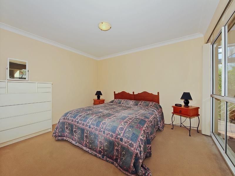 2/90 Greenacre Drive, Parkwood QLD 4214