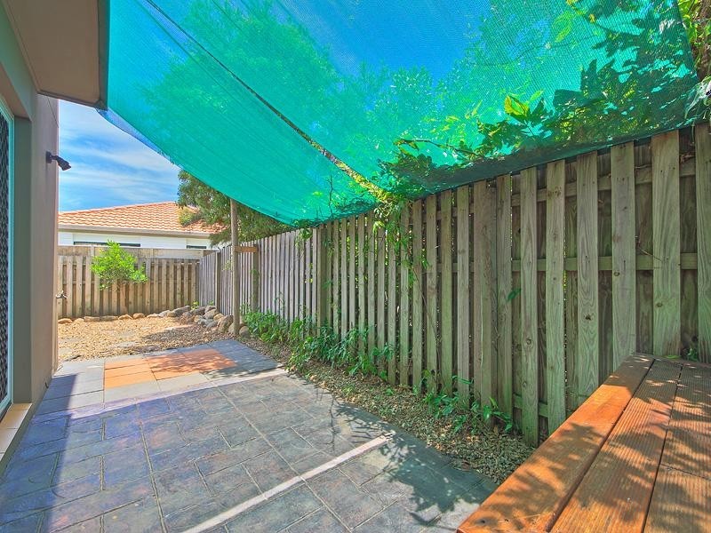 4 Oxbridge Chase, Arundel QLD 4214