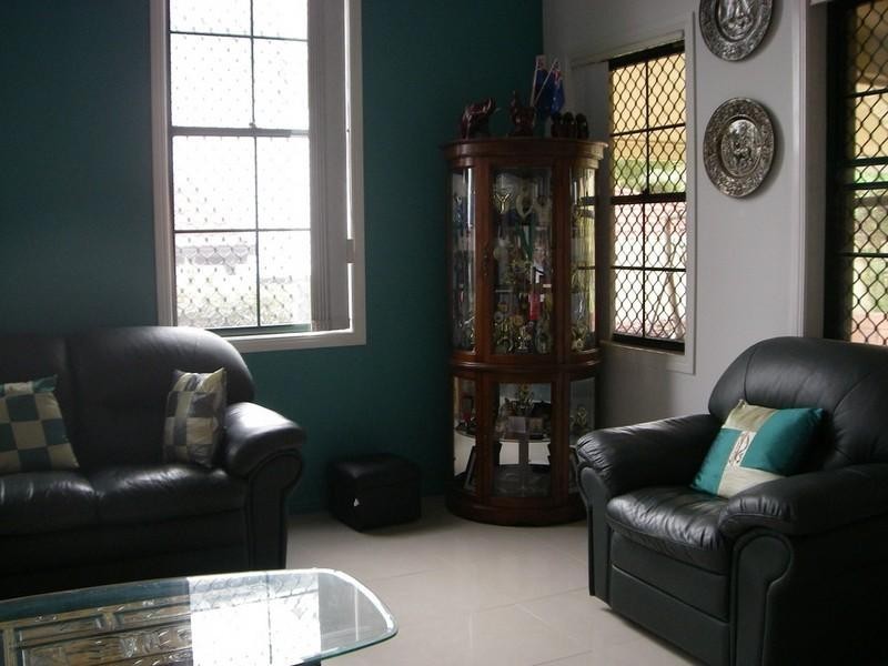 1 Chichester Drive, Arundel QLD 4214