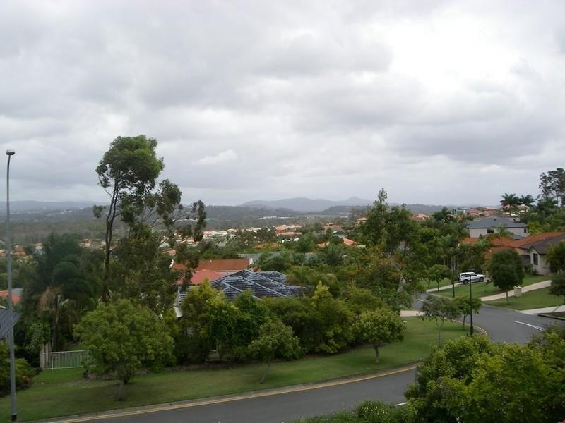 1 Chichester Drive, Arundel QLD 4214