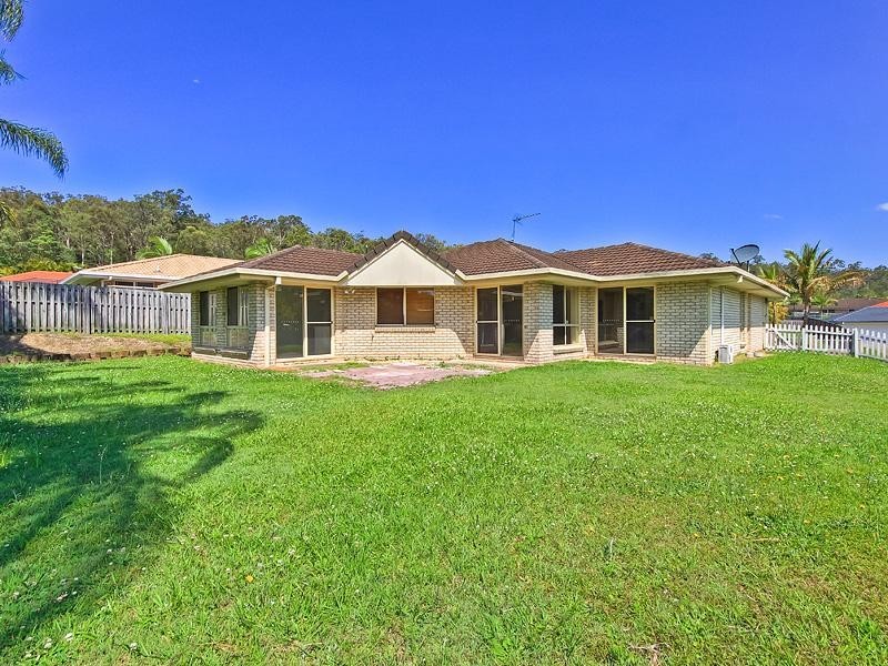 4 Woodstock Court, Parkwood QLD 4214