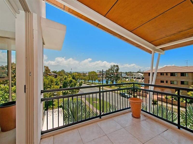 6/2 Oleander Avenue, Biggera Waters QLD 4216