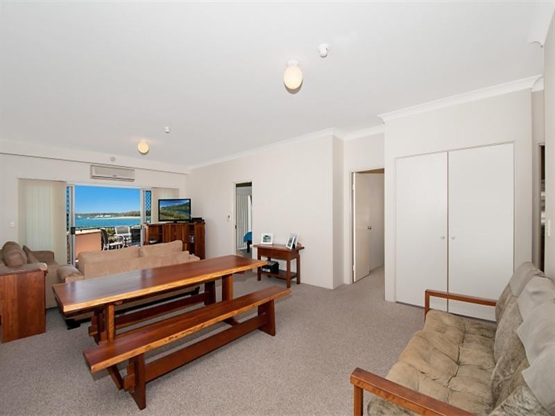 3A/522 Marine Parade, Biggera Waters QLD 4216