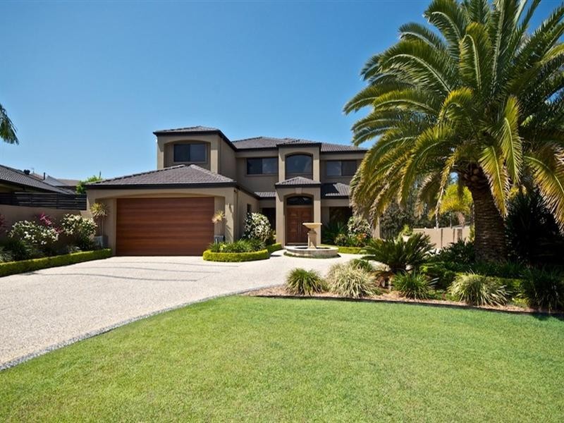 14 Torquay Place, Arundel QLD 4214