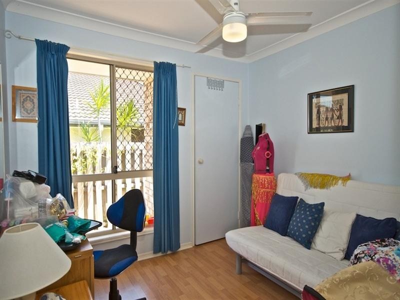 16 Daintree Drive, Parkwood QLD 4214