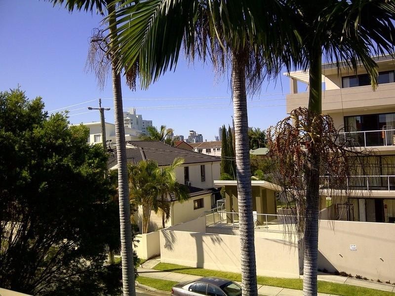 15/9 Bradford Street, Labrador QLD 4215