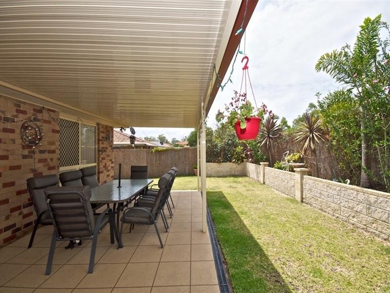 169 Greenacre Drive, Arundel QLD 4214