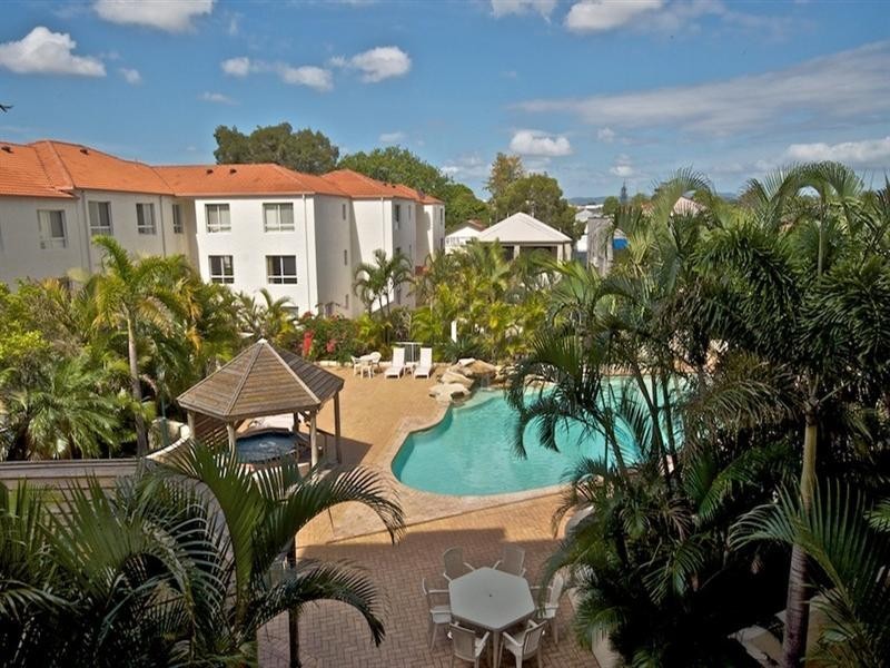 28/106 Marine Parade, Southport QLD 4215