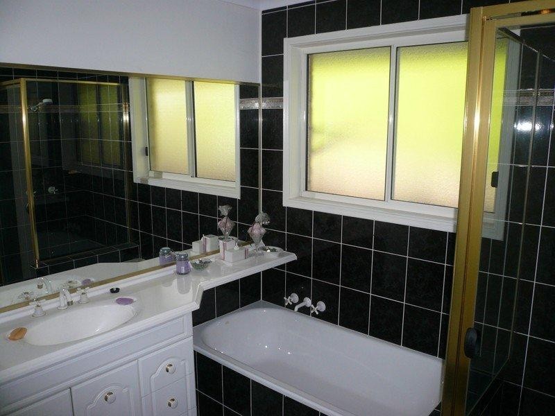 10 Buddy Holly Close, Parkwood QLD 4214