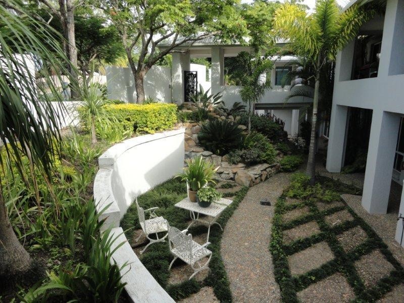 39 Uplands Drive, Parkwood QLD 4214